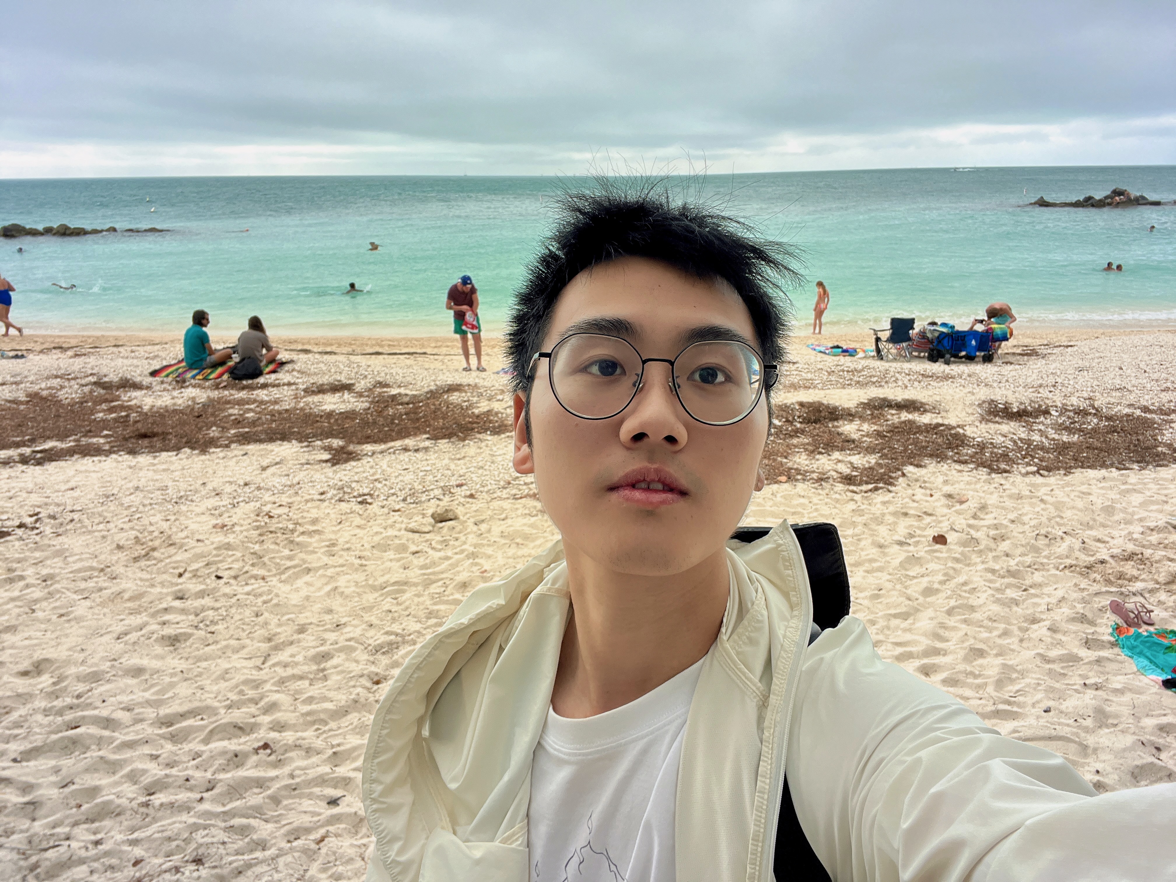 Guangxing Hu